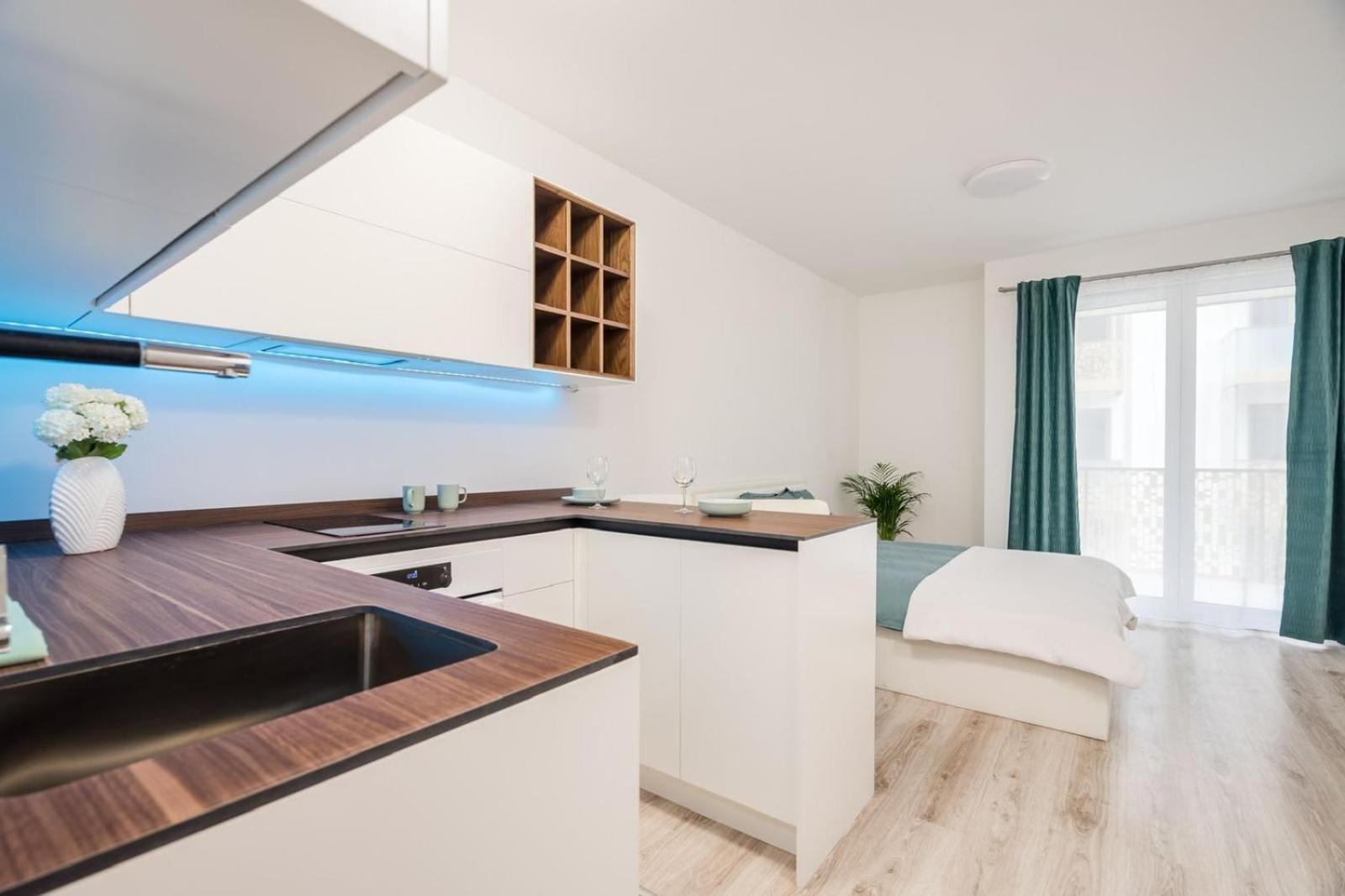 Comfort Court Apartment - Free Parking, Balcony Budapest Extérieur photo