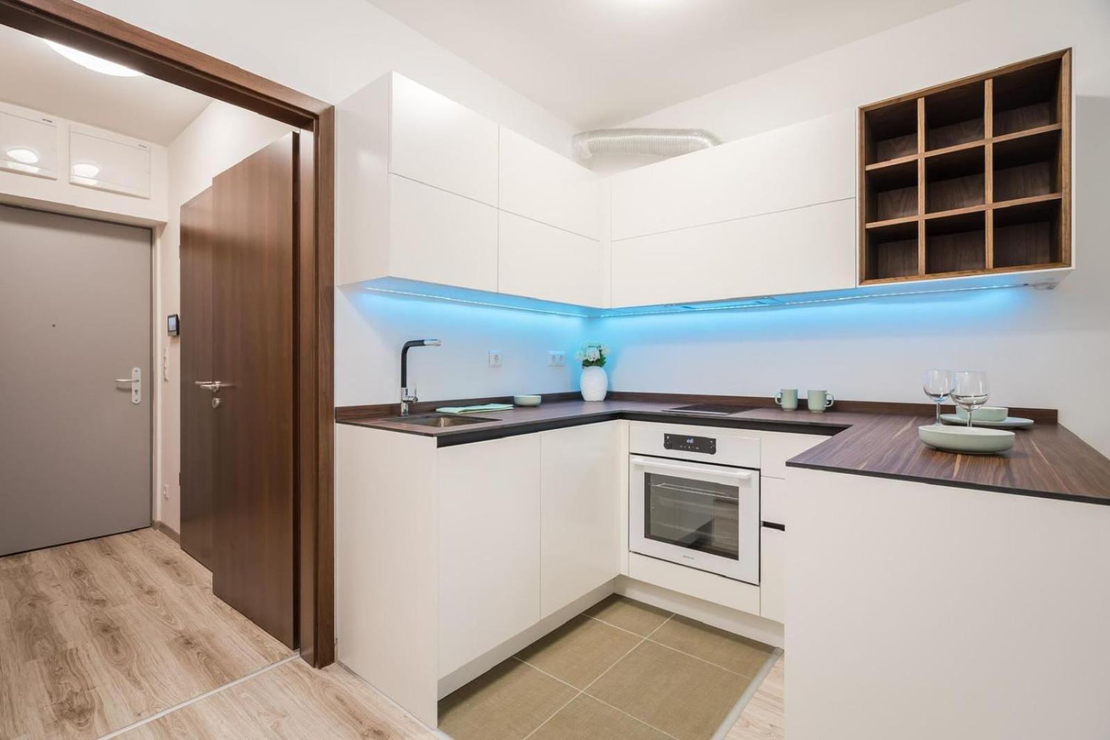 Comfort Court Apartment - Free Parking, Balcony Budapest Extérieur photo