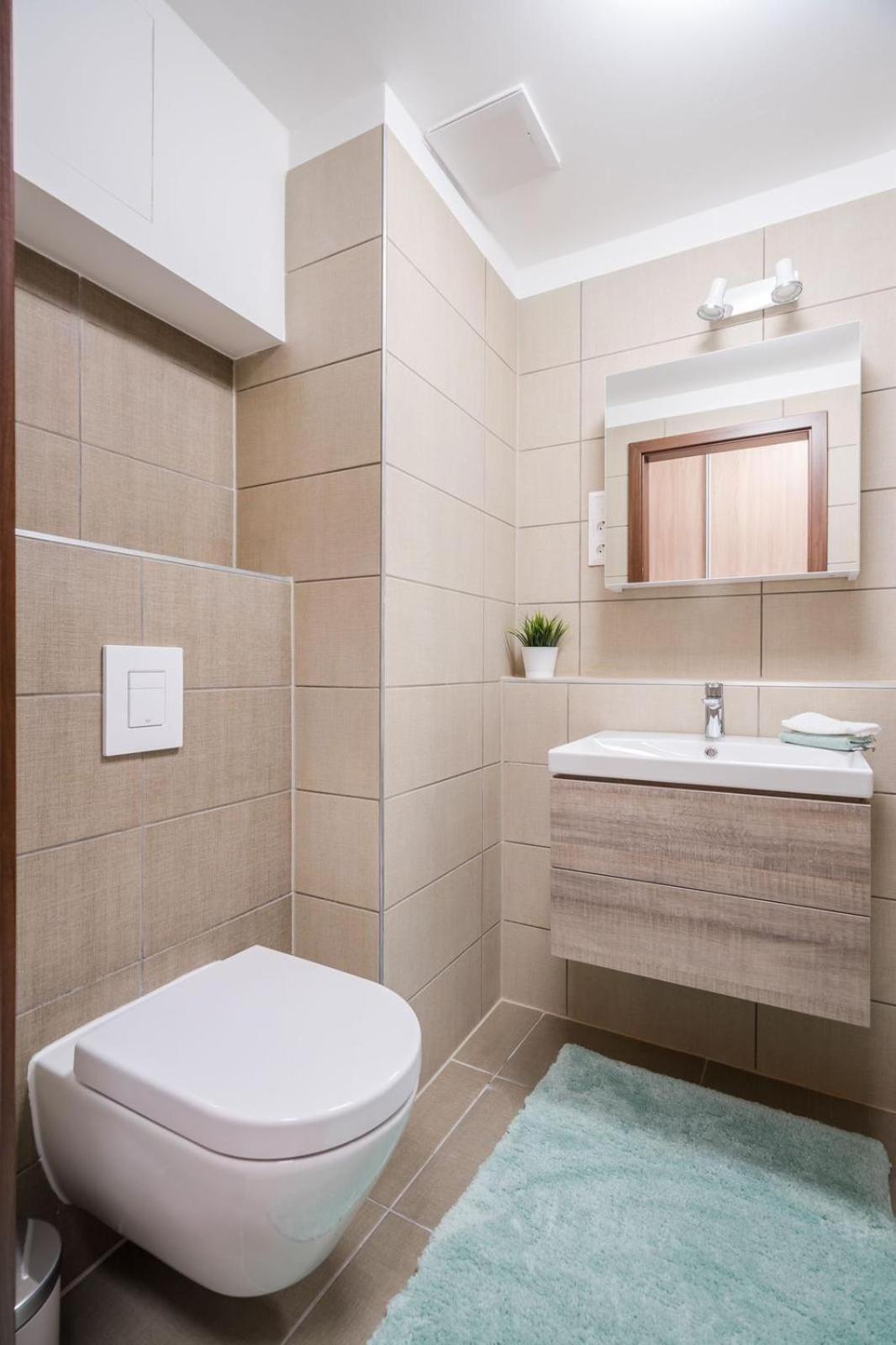 Comfort Court Apartment - Free Parking, Balcony Budapest Extérieur photo